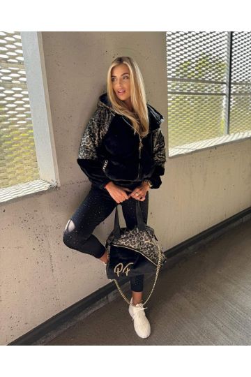 Dámská krátká zimní bunda s kabelkou Daniela značky Paparazzi Fashion